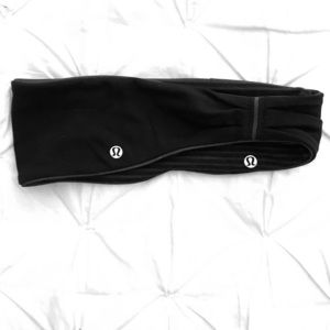 Lululemon reversible winter running headband